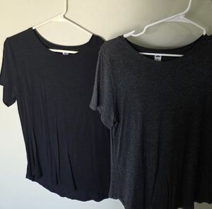 Two Old Navy Luxe Crewneck Tees Black And Charcoal Gray Shimmer